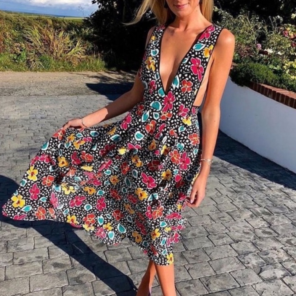 Topshop limited edition floral dress - Picture 4 of 8